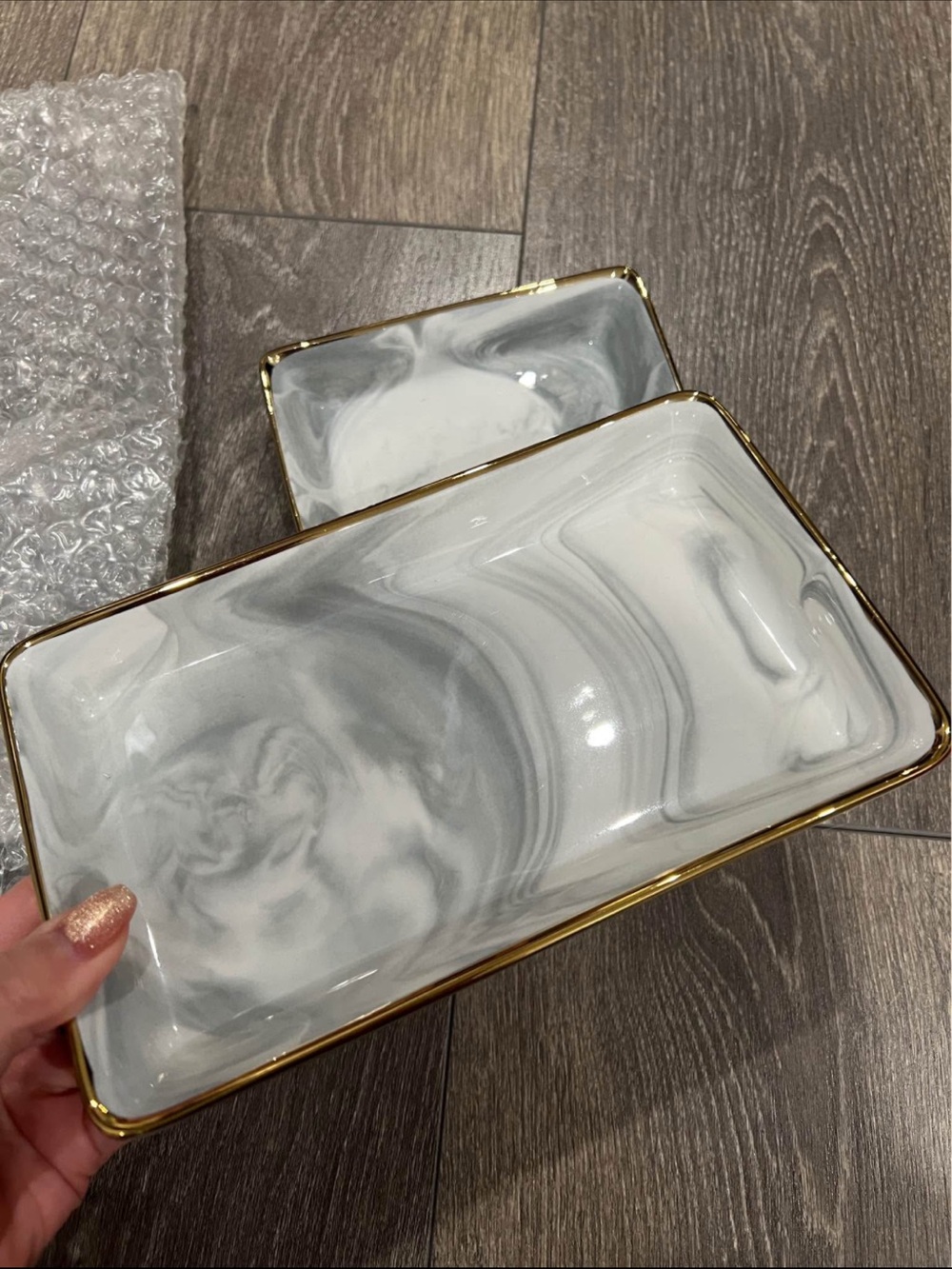 Brand NEW ceramic decor dishes - set of 2